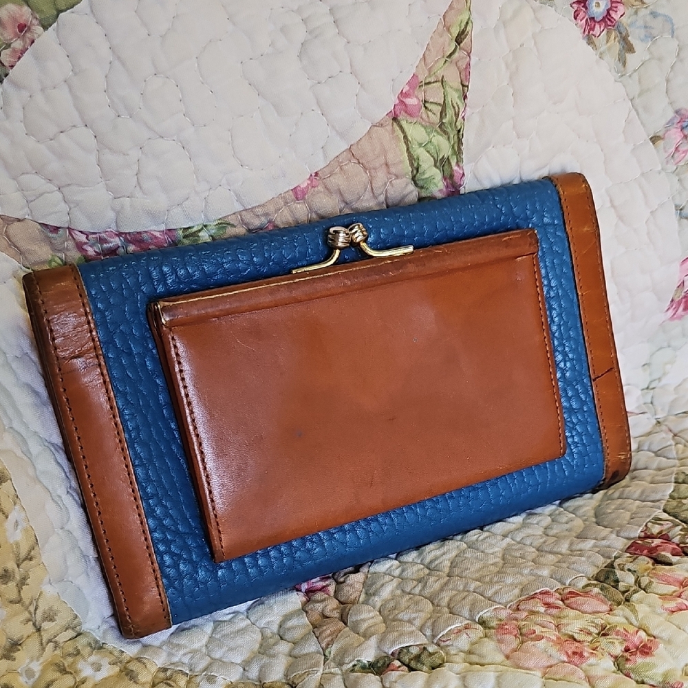 Vintage Dooney & Bourke AWL French Blue Wallet - Picture 3 of 13